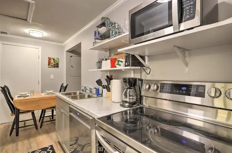 5 BR in Jonesboro