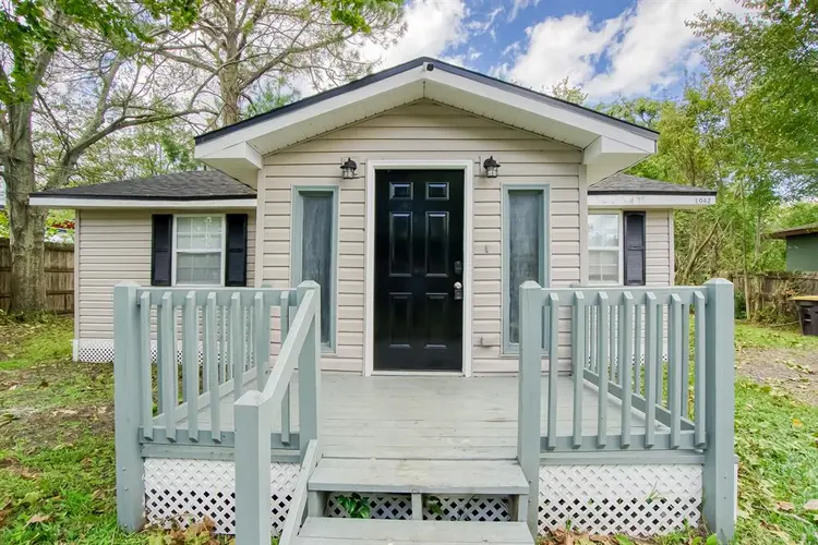 6 BR in Jacksonville