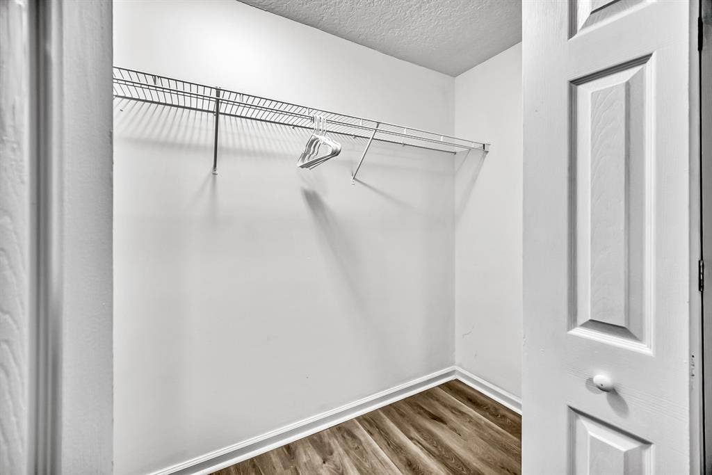 6 BR in Jacksonville