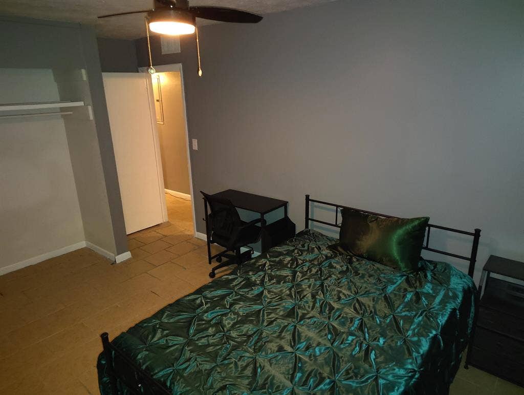 5 BR in Jacksonville