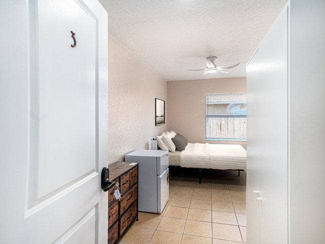 8 BR in Tampa