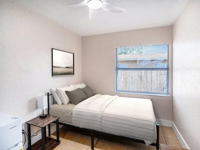 8 BR in Tampa