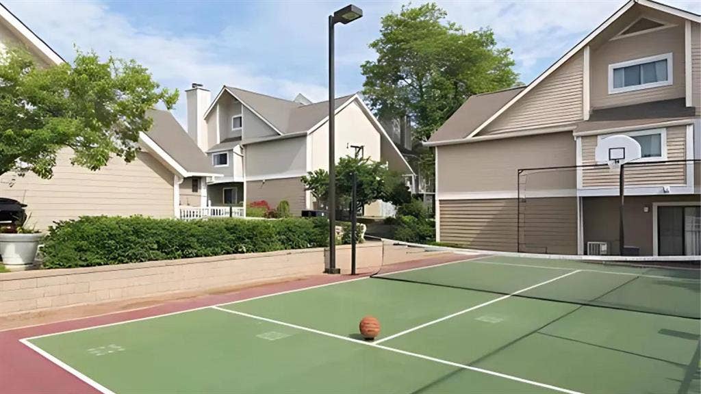 1 BR in Cincinnati