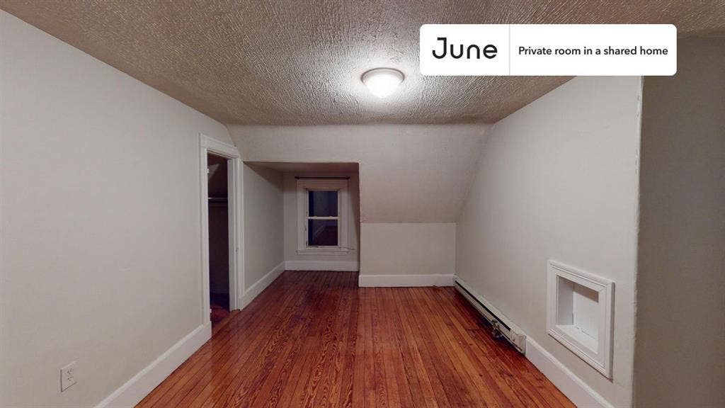 6 BR in Boston