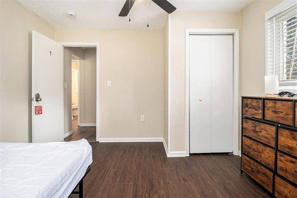 7 BR in Decatur