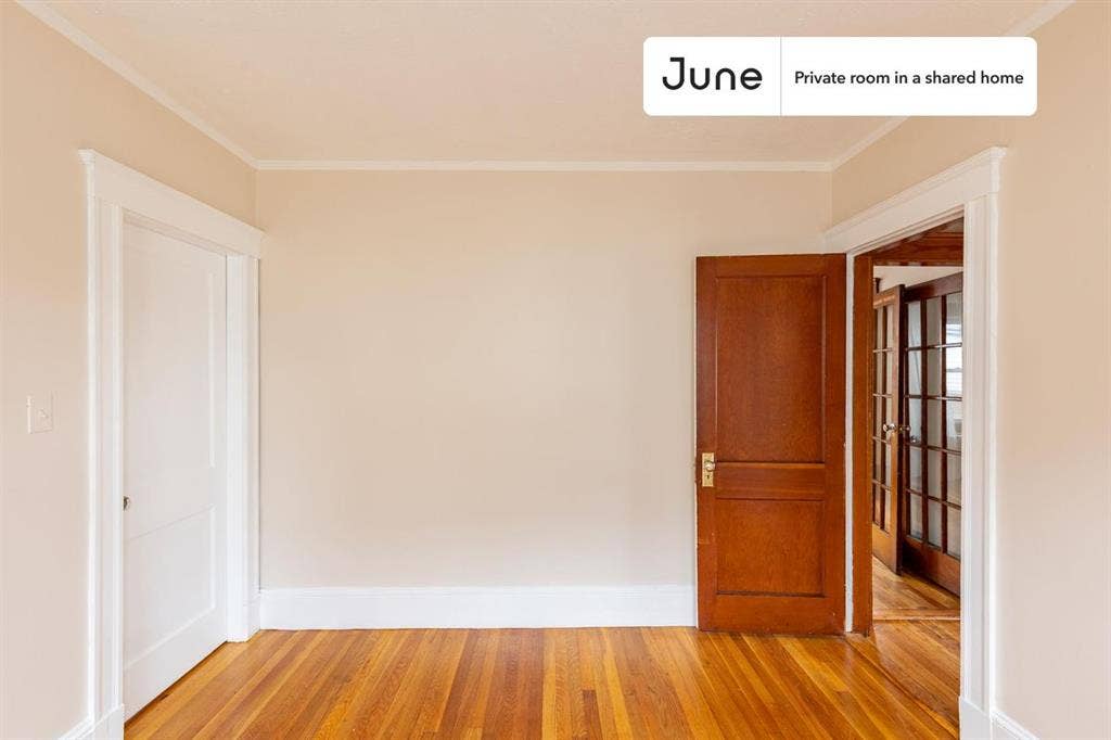 5 BR in Boston