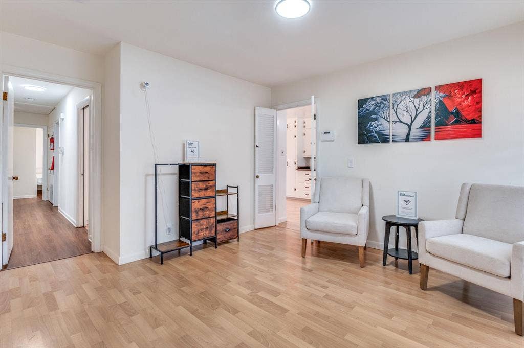 5 BR in Arlington