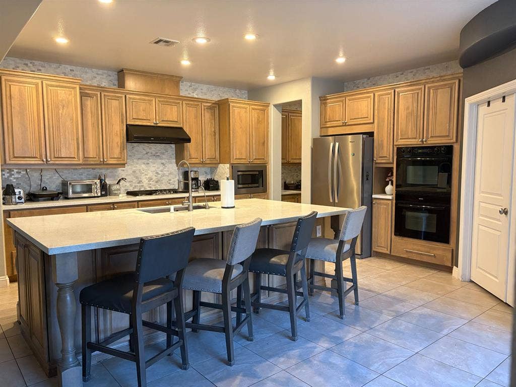 2 BR in Henderson