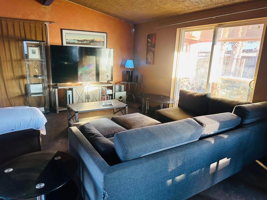 2 BR in Las Vegas