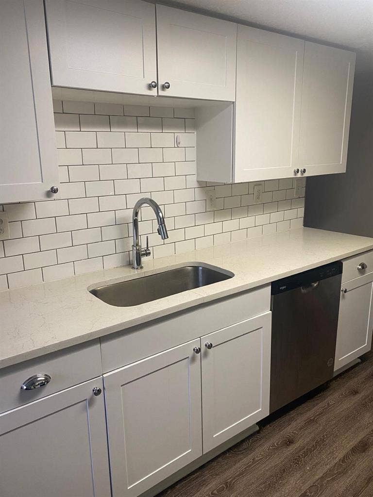 ROOM FOR RENT - PARKLAND,FL