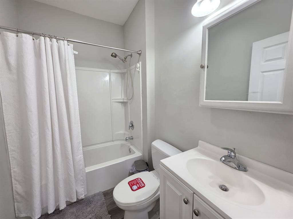 Furnished room available