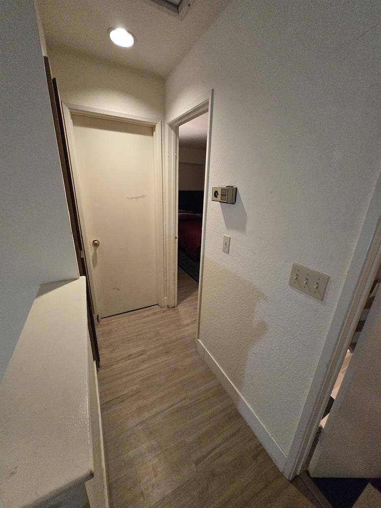 Looking for a roommate in Midtown