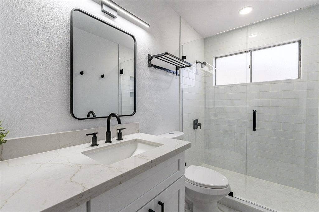 5 BR in Phoenix