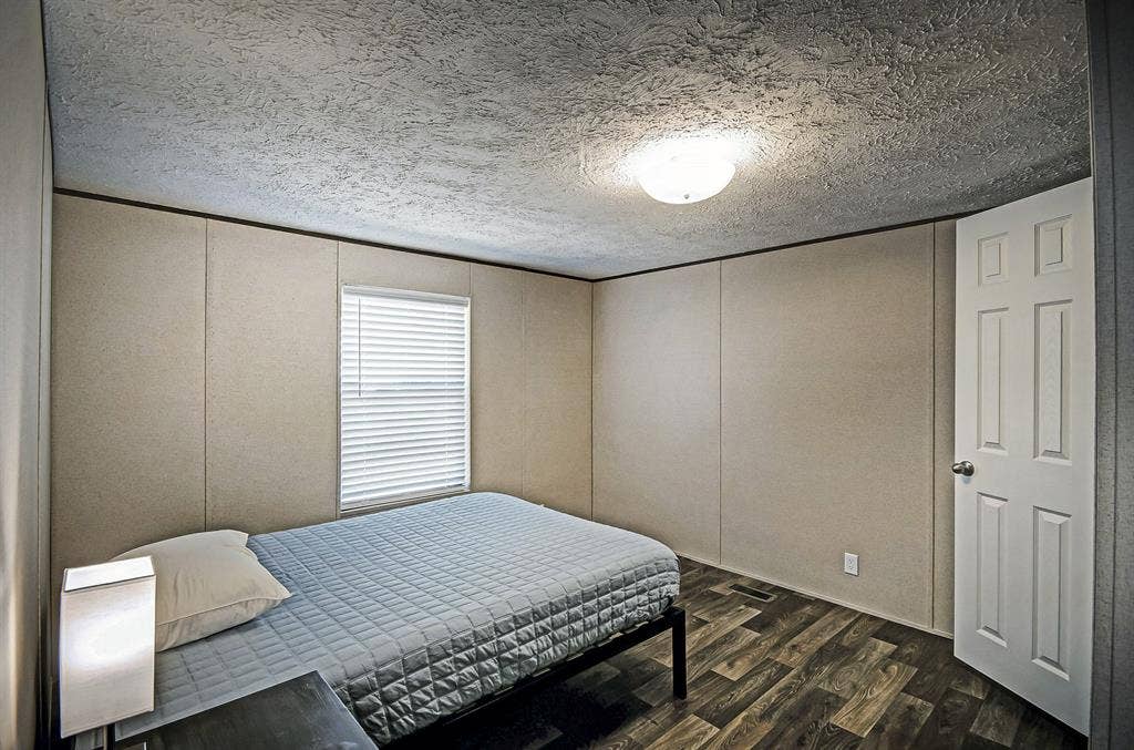 6 BR in Florence