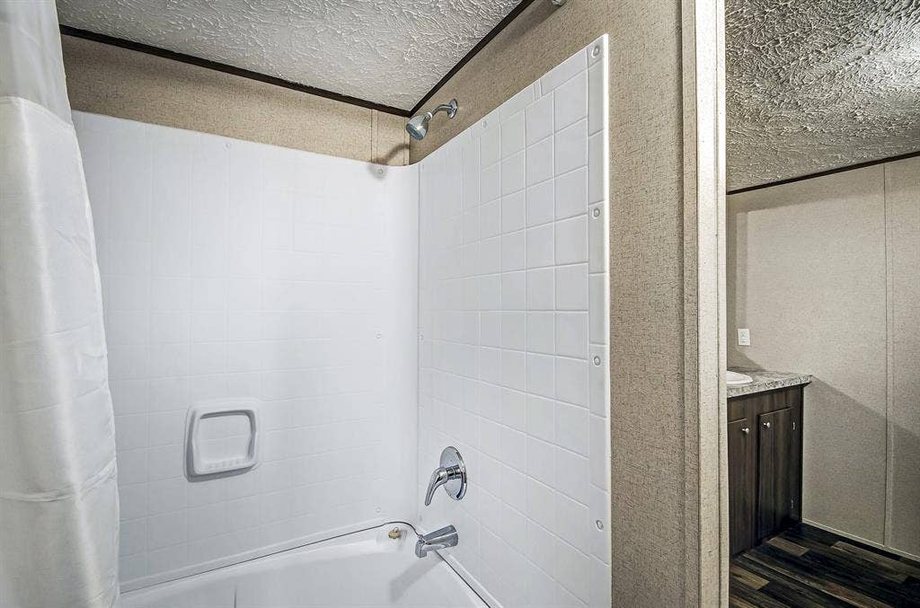 6 BR in Florence