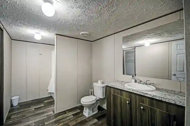 6 BR in Florence