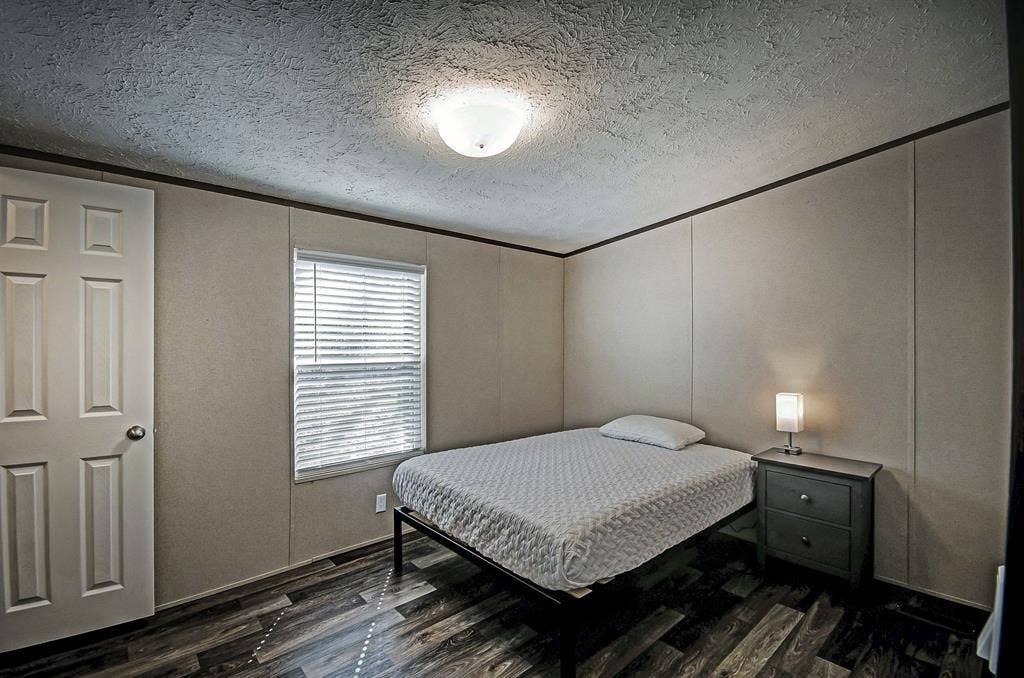 6 BR in Florence