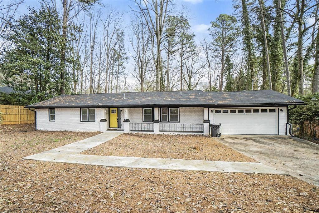 2 BR in East Point