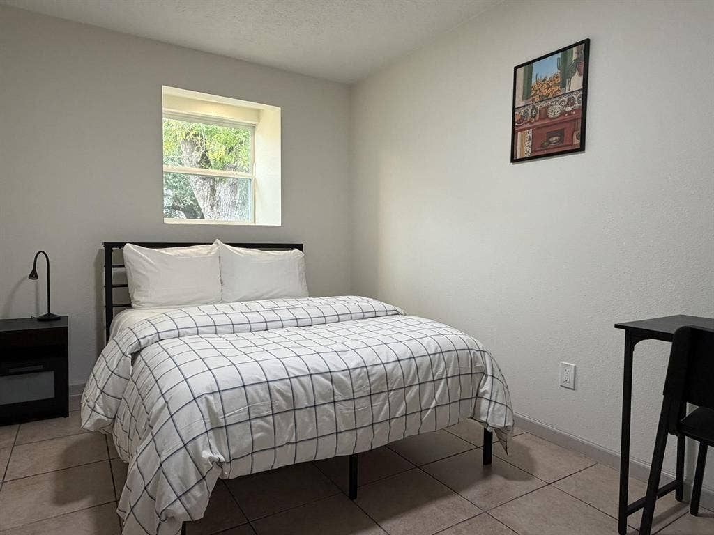 7 BR in Houston