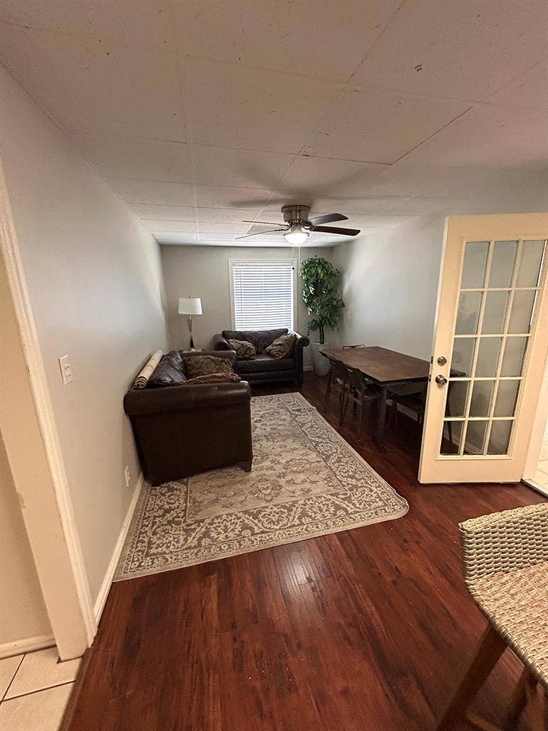 2 BR in Dallas