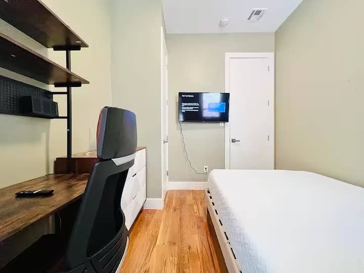 Room for Student or Professional