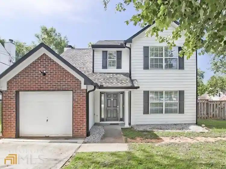 3 BR in Stonecrest