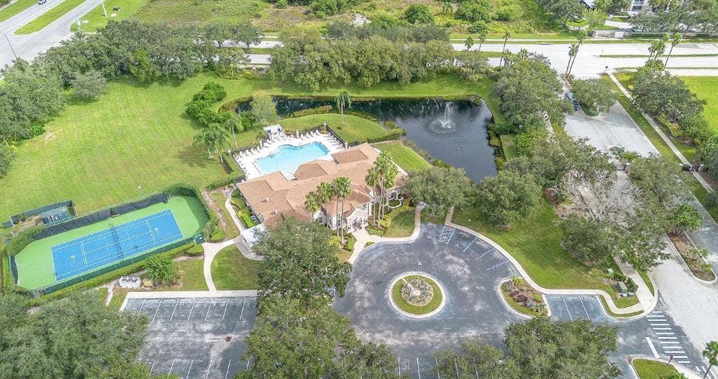 Gated/security/amenities/privacy