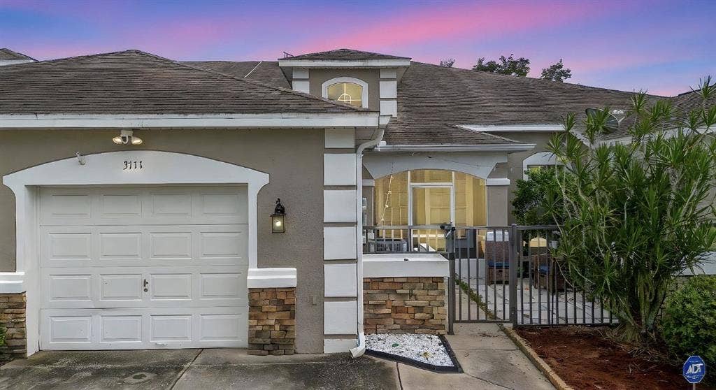 Gated/security/amenities/privacy