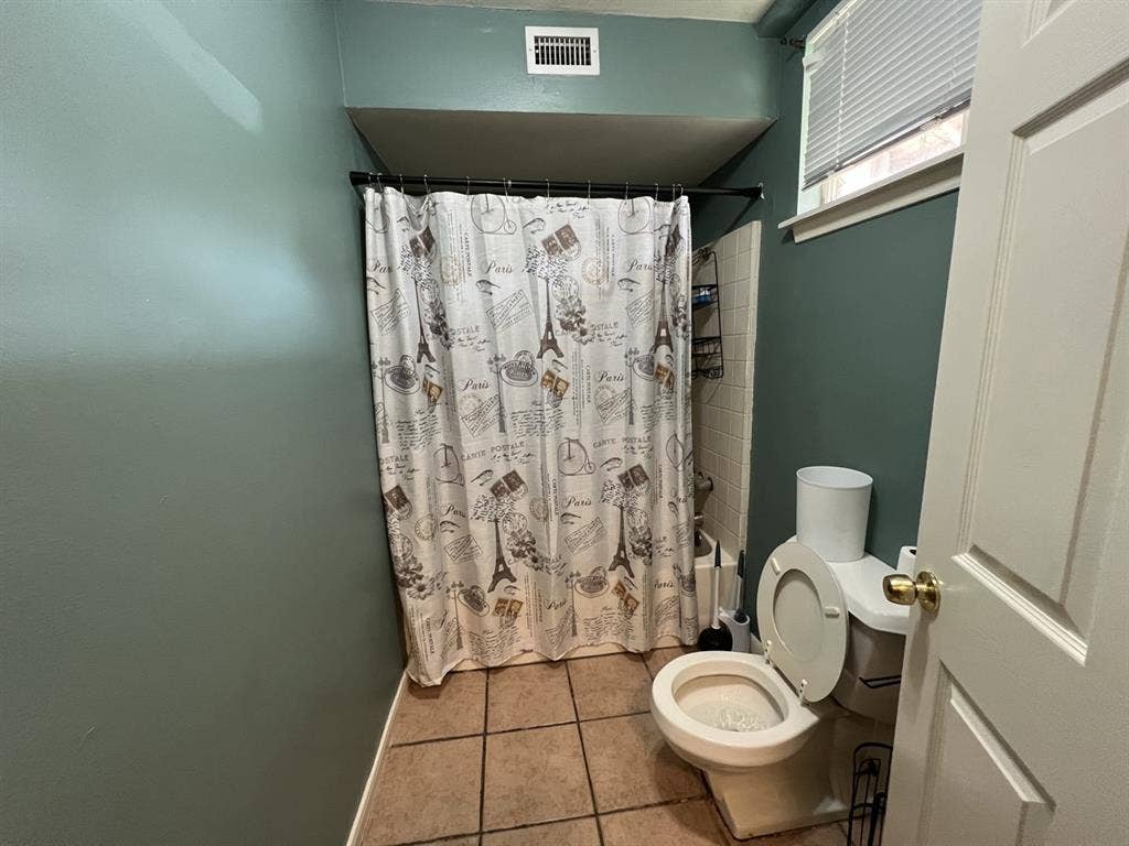 Heights Columbia Apt ( ADU )