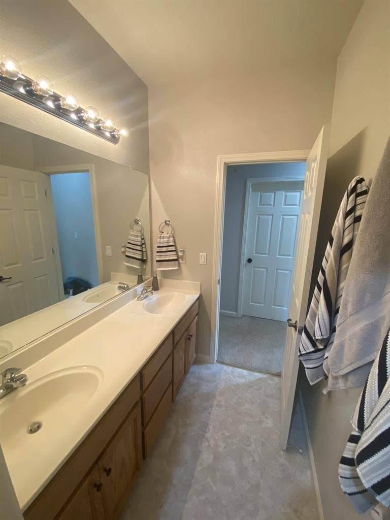 Private room with shared bathroom