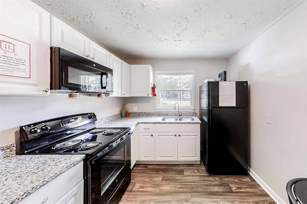 7 BR in Atlanta