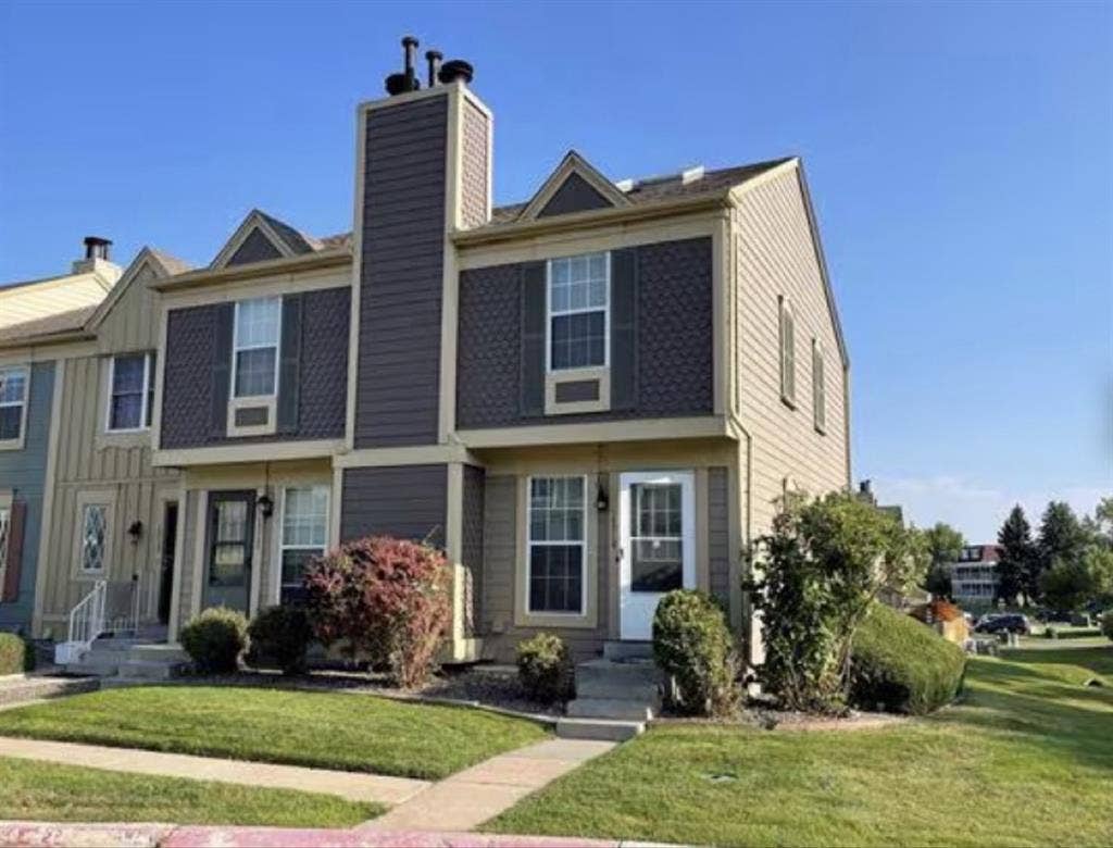 Bedroom with Shared Bathroom