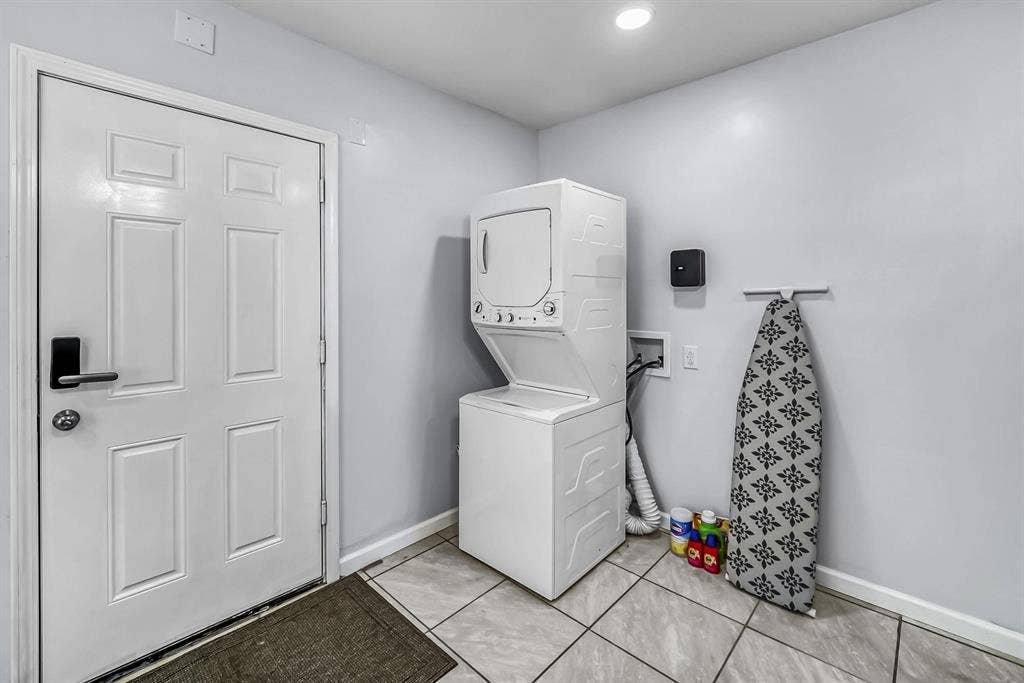 4 BR in Jacksonville