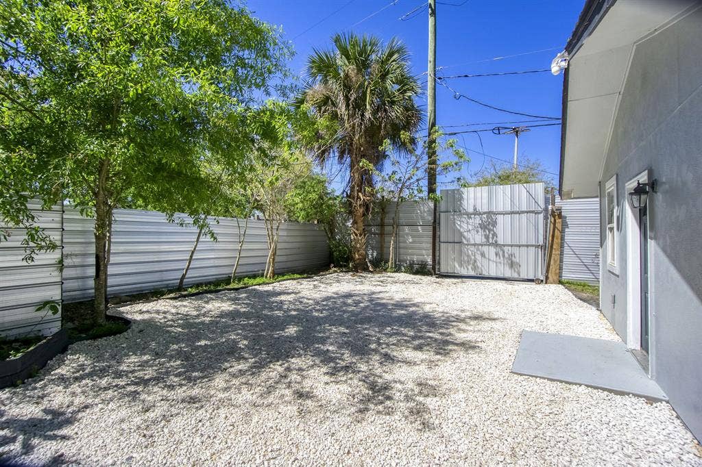 4 BR in Jacksonville