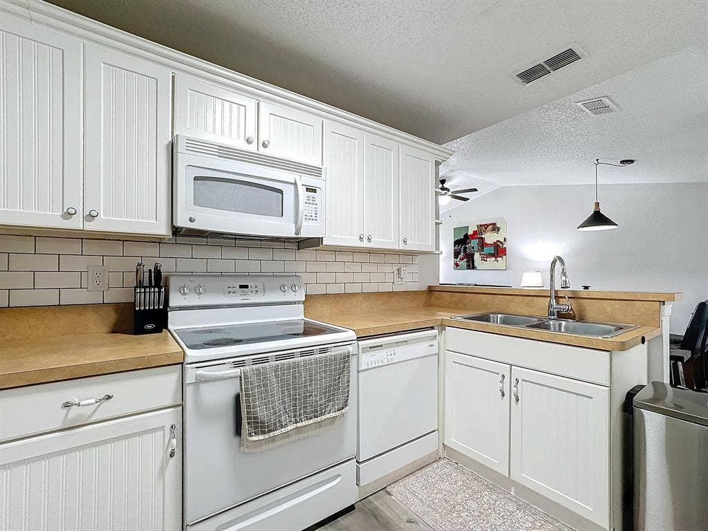 3 BR in Kissimmee