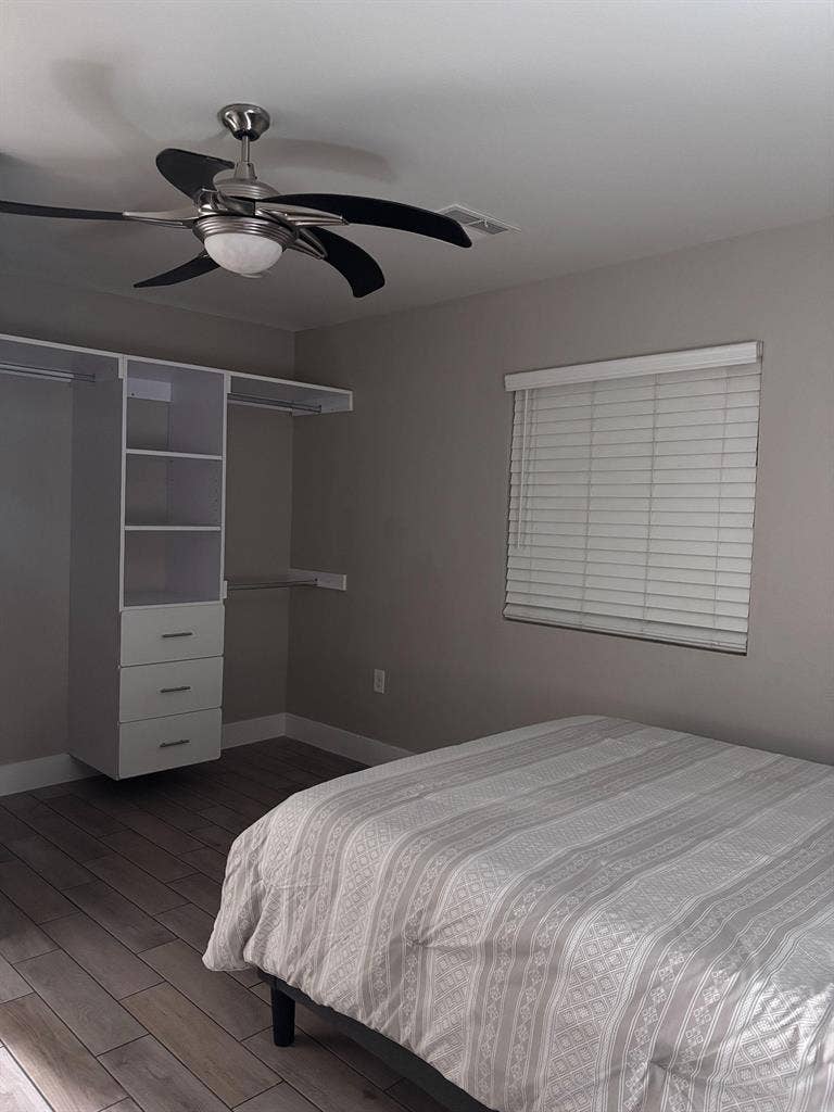 5 BR in Las Vegas