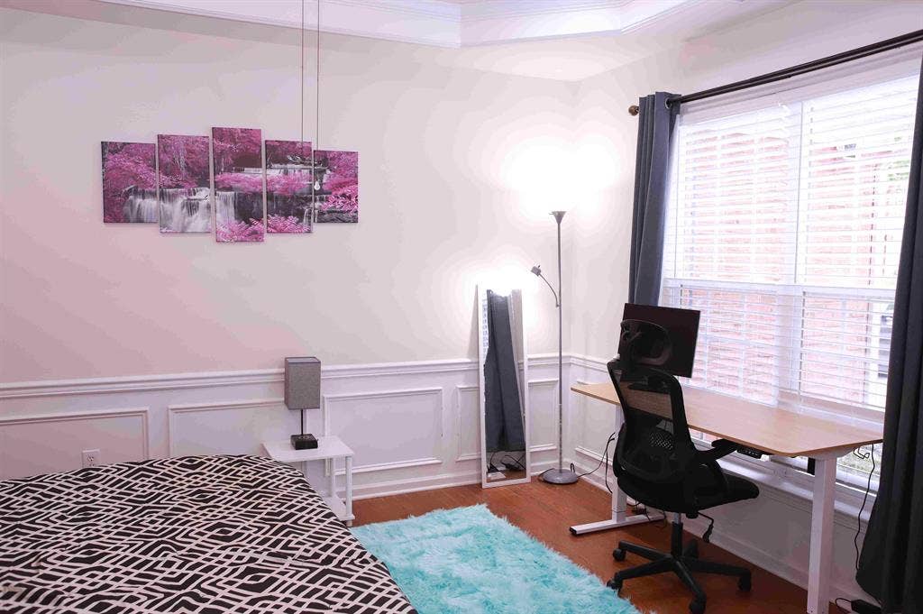 7 BR in Charlotte