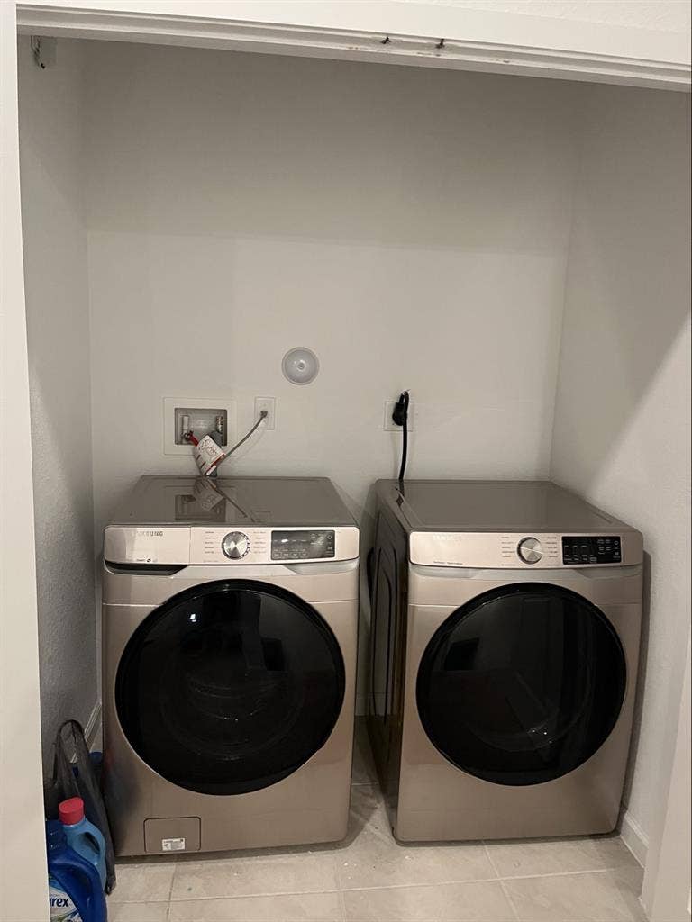1 bedroom with guest bathroom rite