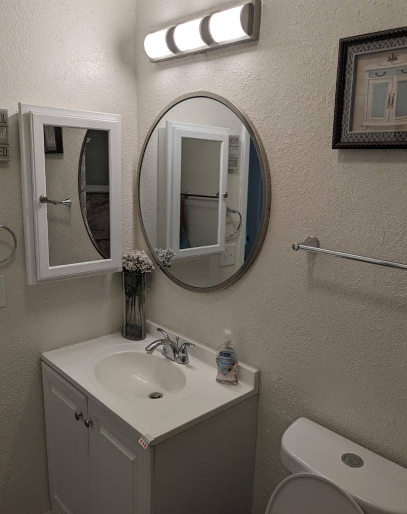 Clean, Furnished Room For Rent!