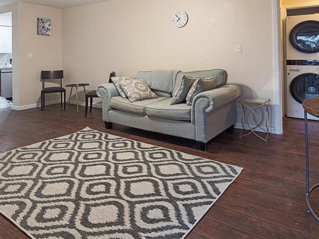 2 BR in Atlanta