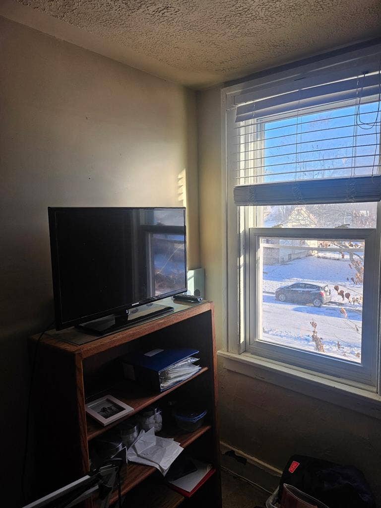 All inclusive 
bedroom shared house