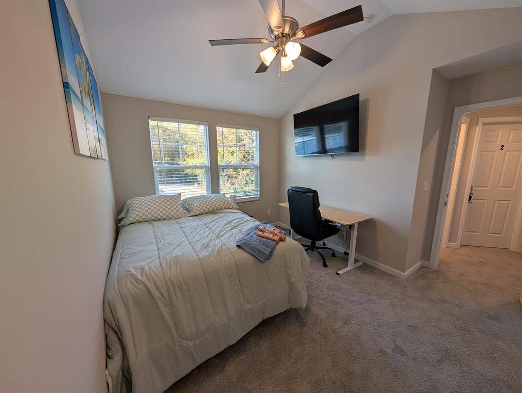 3 BR in Clover