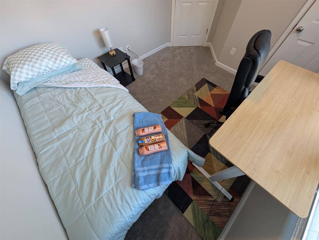 3 BR in Clover