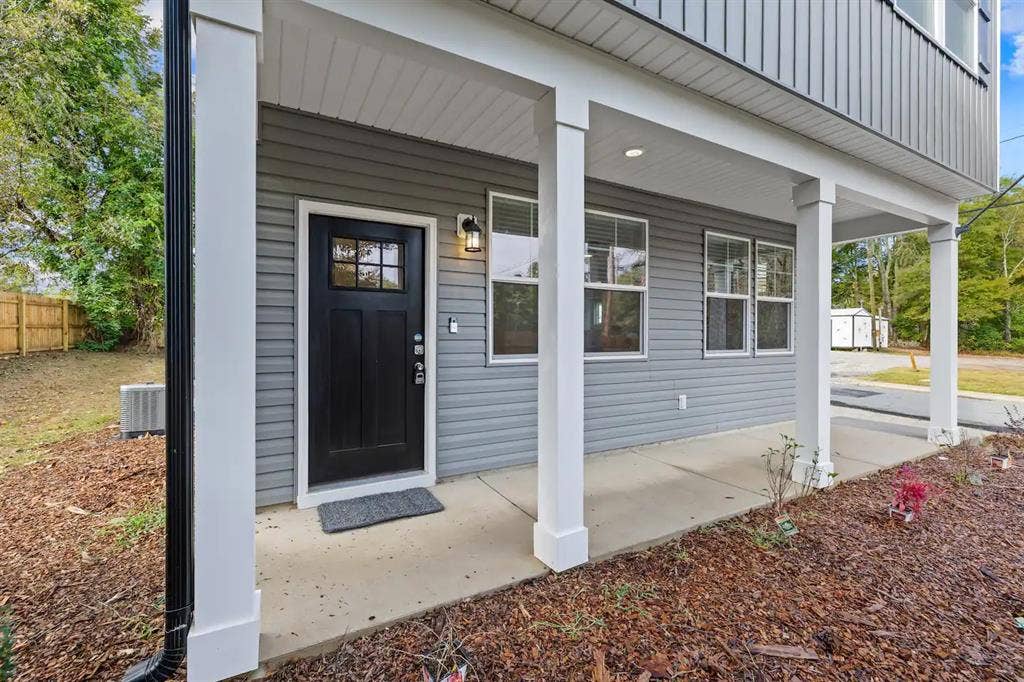 3 BR in Clover