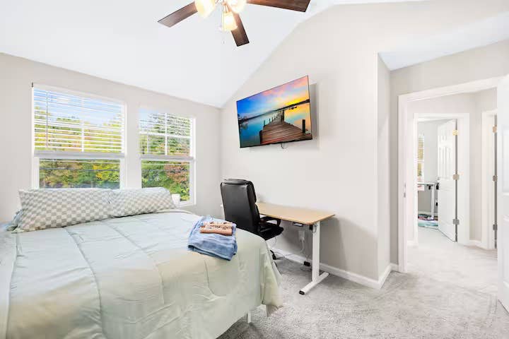 3 BR in Clover