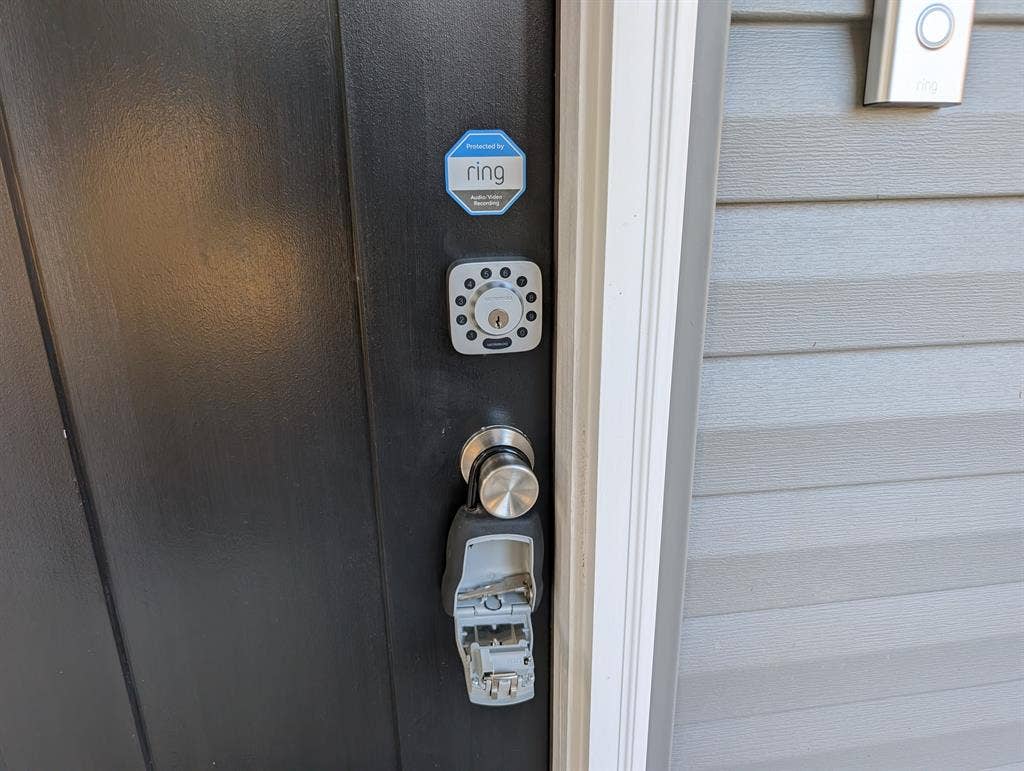 3 BR in Clover