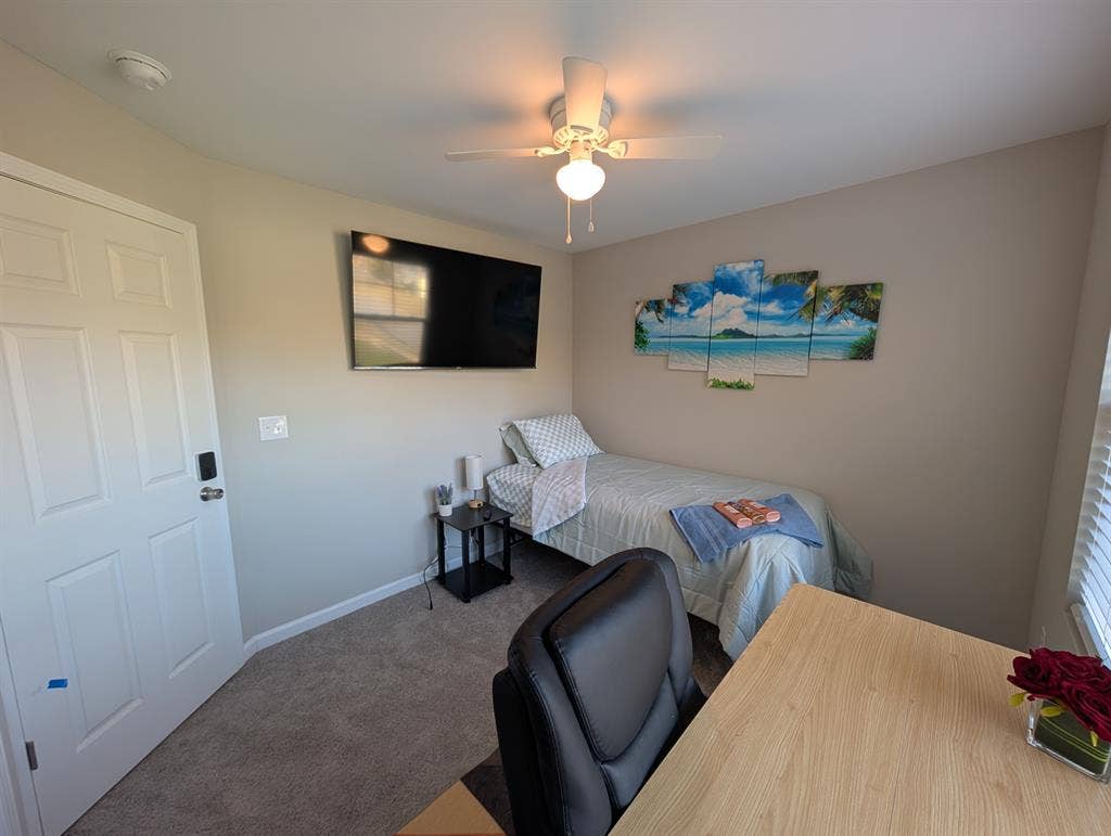 3 BR in Clover