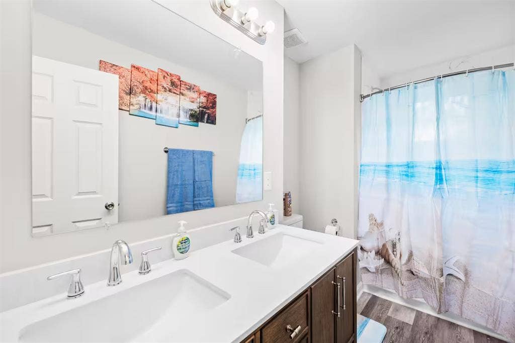 3 BR in Clover