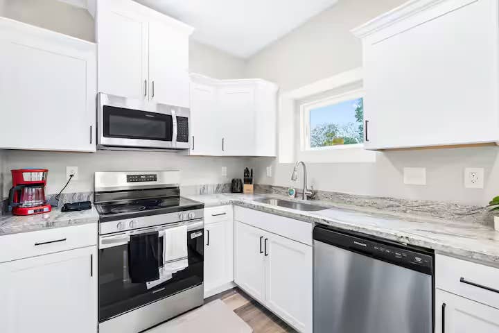 3 BR in Clover