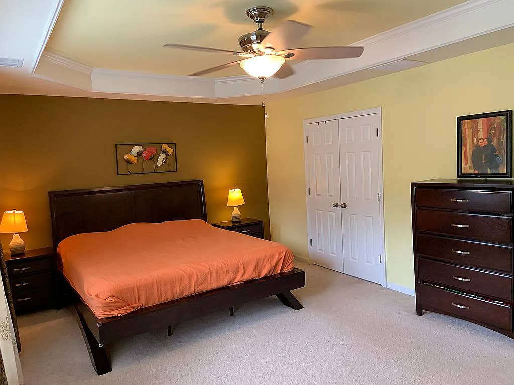 7 BR in Charlotte